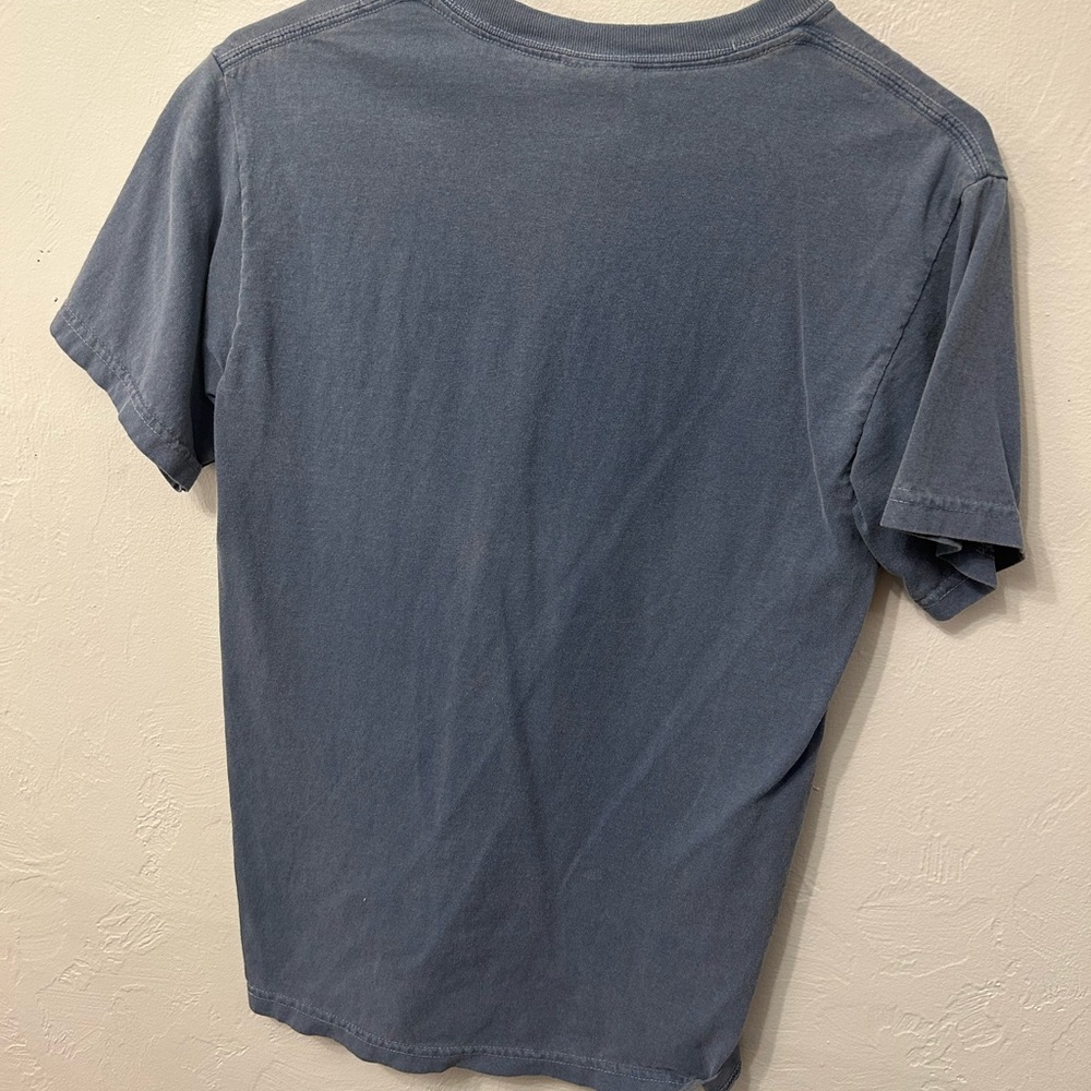 Custom t-shirt - Picture 2 of 3
